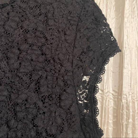 Karl Lagerfeld Paris Lace Overlay T-Shirt Black Size Small - Picture 5 of 7